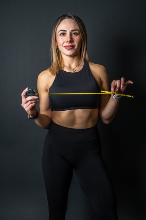 Ale Prado en consulta, nutricionista deportiva y funcional